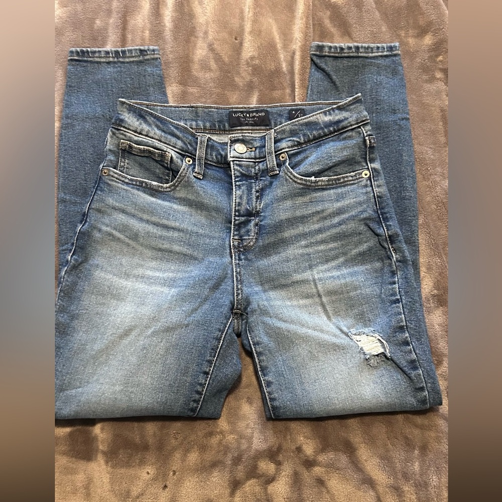 Lucky Brand Women's Light Blue Distressed Skinny Jeans